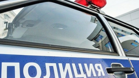 В Кардымовском районе оперативники задержали подозреваемого в краже из дачного дома